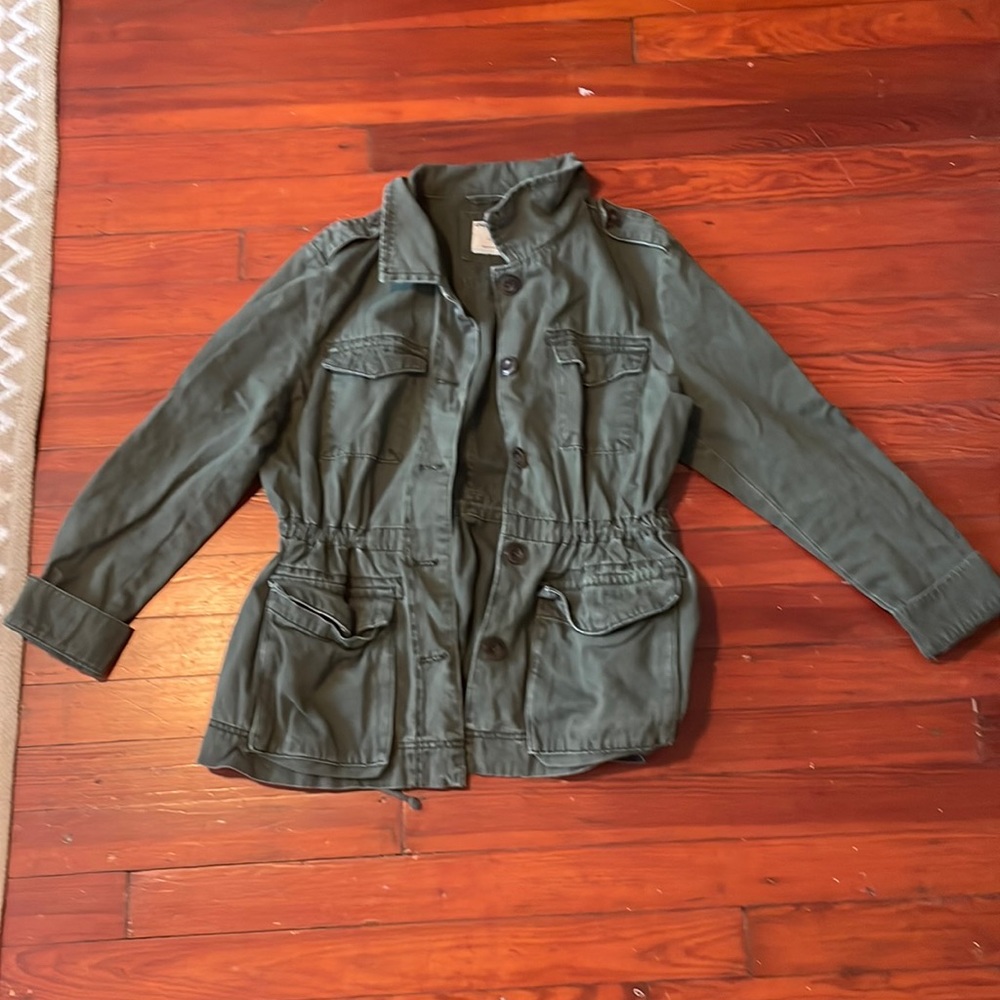 Army green jacket- like new